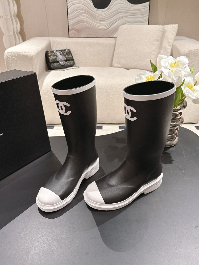 Ch**el boots